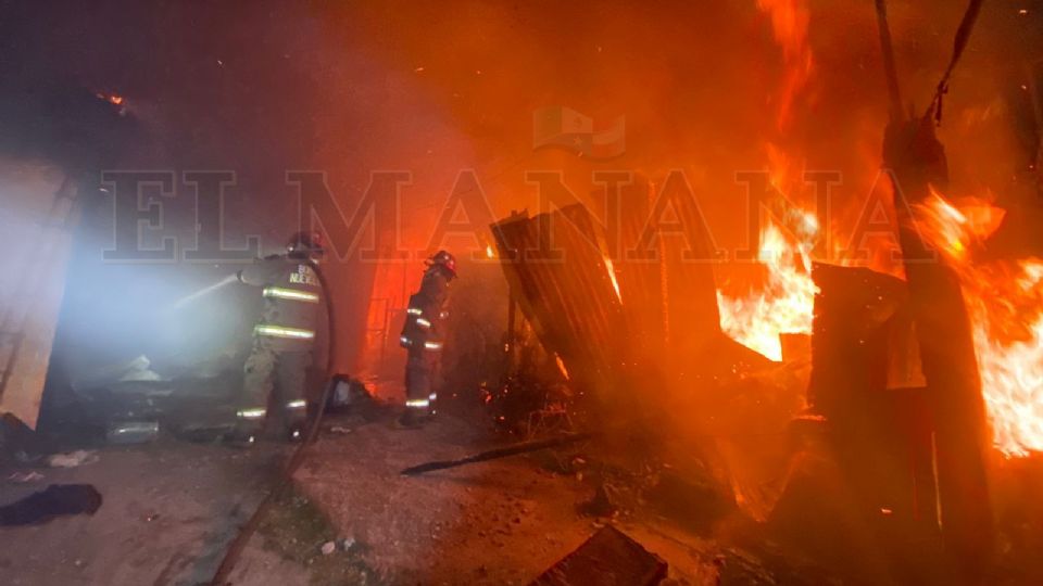 El incendio se presentó en la colonia Nueva Era.