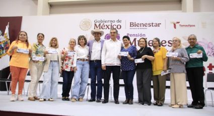 Entrega Américo tarjetas de Pensión Mujeres Bienestar; llegará a 93 mil tamaulipecas