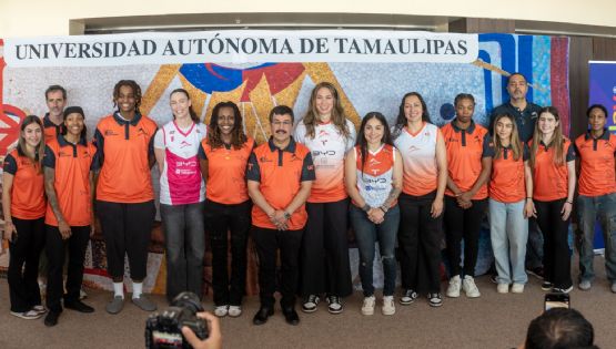 Preside Dámaso Anaya la presentación del CorreBasket Femenil