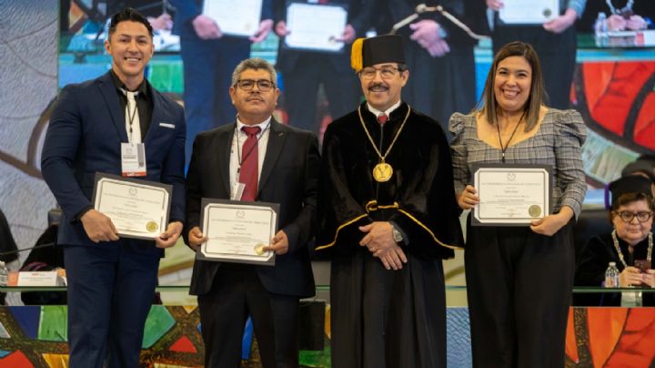 Reconoce la UAT a universitarios por su excelencia y humanismo