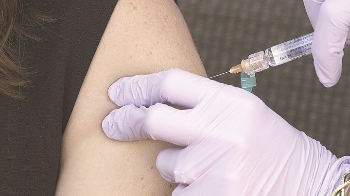Llegan más de mil vacunas contra la influenza a Laredo