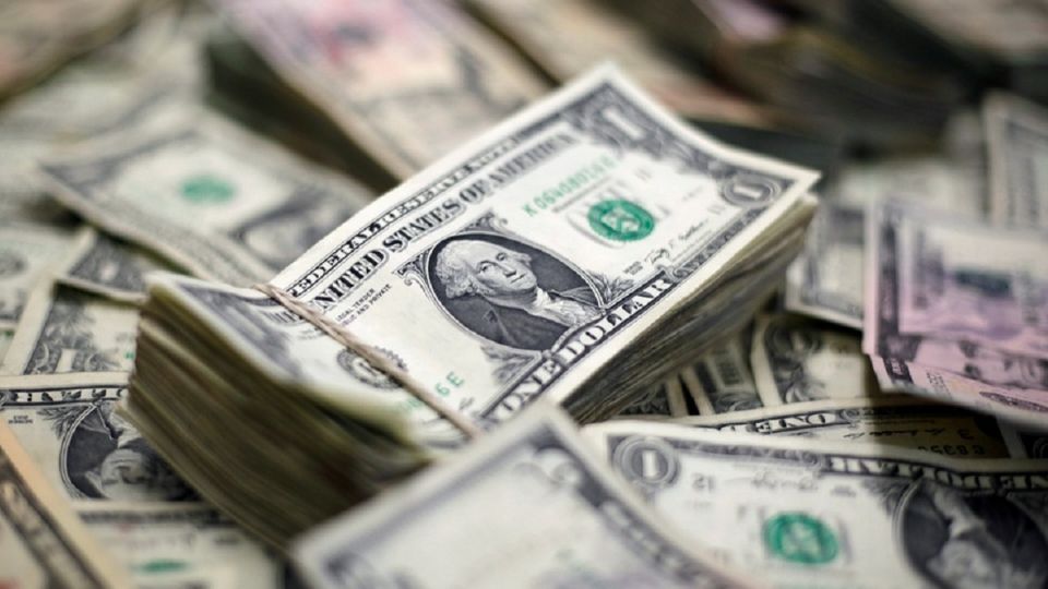 A pesar de mostrar una ligera pérdida frente a la divisa americana, el peso mantiene su posición por debajo de los 20 pesos