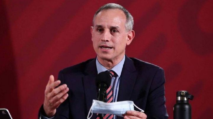 Papás de niños con cáncer denuncian a López-Gatell por desabasto de medicamentos