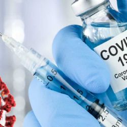 Vacuna contra el coronavirus se aplicará a personas hasta 2021 OMS