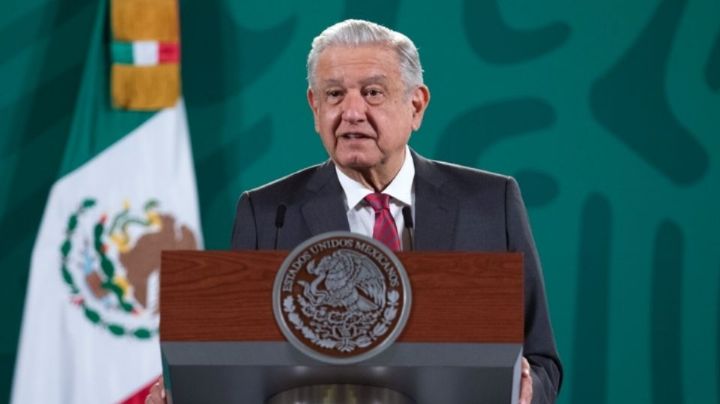 Funcionarios sancionados por corrupción serán expuestos: AMLO