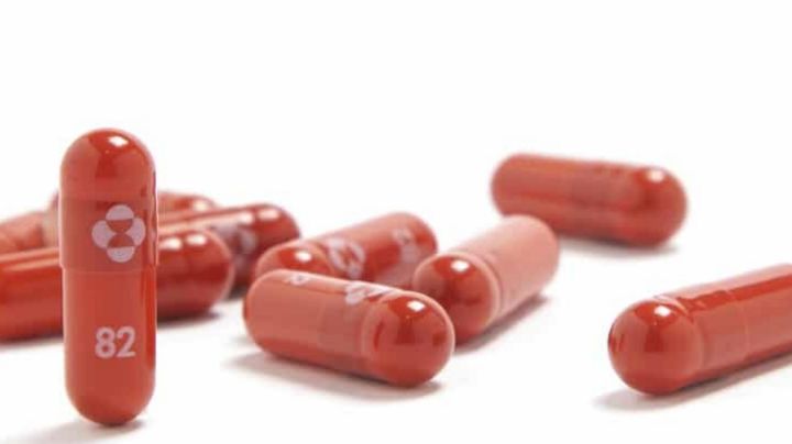 Píldora reduce 50% de riesgo de muertes por Covid