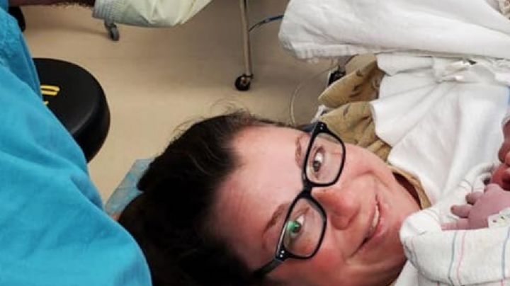 Tras 19 abortos, da a luz a un bebé gigante de 7 kilos (FOTOS)