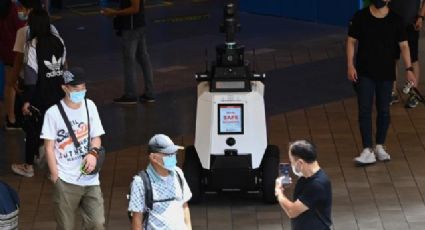 Singapur a la vanguardia: Utilizará policías robot para vigilar las calles