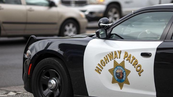 Dan 28 años de cárcel a padre por dejar morir a su hija en un auto en llamas