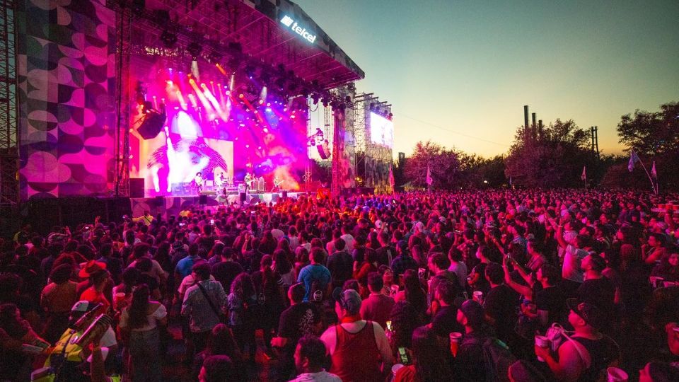 Más de 60 mil personas asisten al festival de música