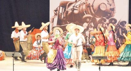 Teatro Adolfo López Mateos: Se arma la Revolución