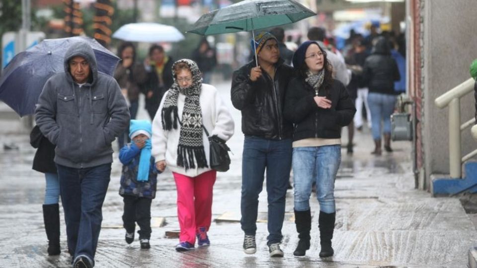 Además de las bajas temperaturas hay lluvias en varios estados.