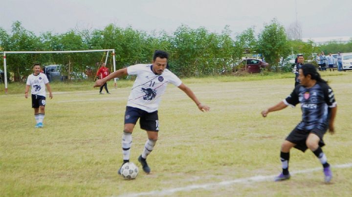 Luisito y Lobos Negros van por la gloria en futbol en Liga Ferrocarrilera