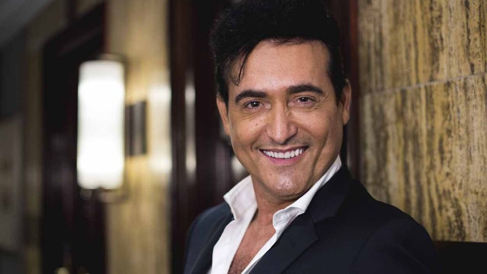 El cantante de il Divo falleció por covid