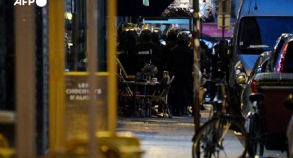 Última Hora: Hombre armado con cuchillo toma rehenes en Paris