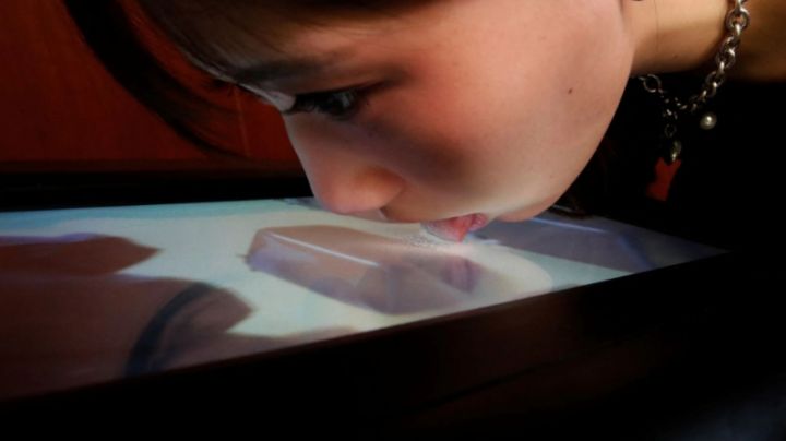El futuro nos alcanzó: Japón desarrolla televisión que "imita sabores"