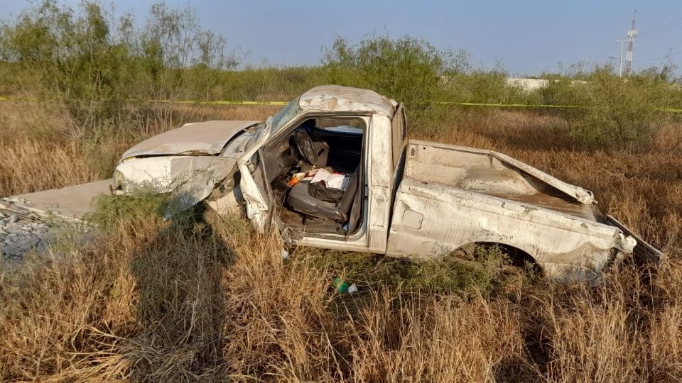 Una mujer que viajaba a exceso de velocidad embiste a un ciclista y luego se impacta contra muro