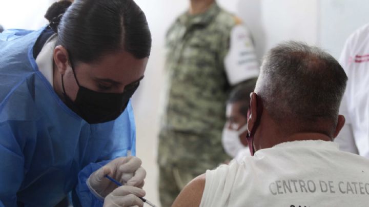 Adultos Mayores recibirán tercera dosis de refuerzo contra el Covid- 19