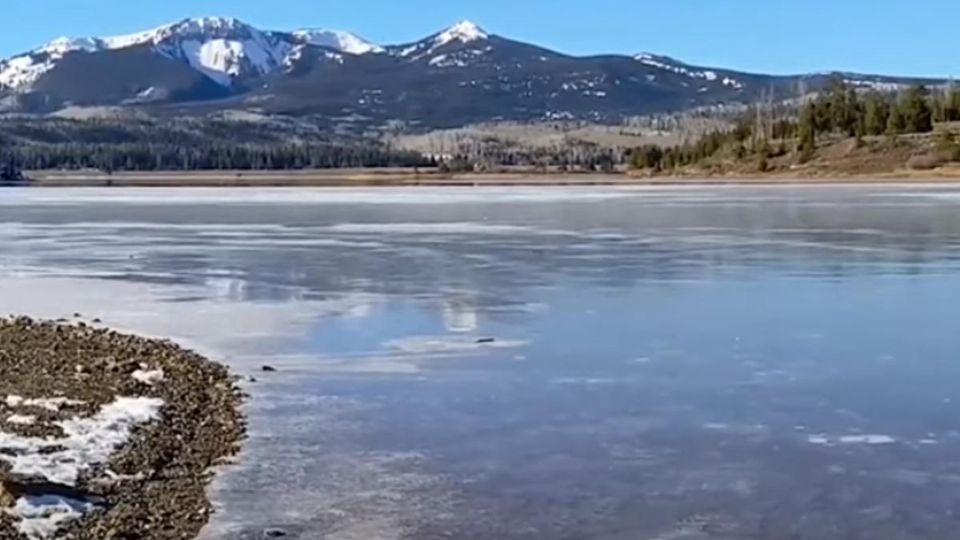 Para muchos los ruidos emitidos por el lago recuerdan al sonido de los disparos de láser de la saga de Star Wars