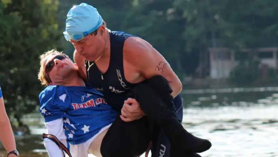 Dick Hoyt muere a los 80 años: el padre que inspiró al mundo