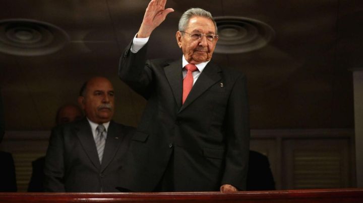 Raúl Castro anuncio que renuncia a la jefatura del Partido Comunista de Cuba