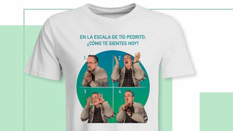 Pedrito Sola comparte varios modelos de sus playeras