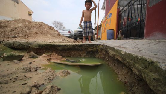 Villas exhibe a Rivas; calles destrozadas