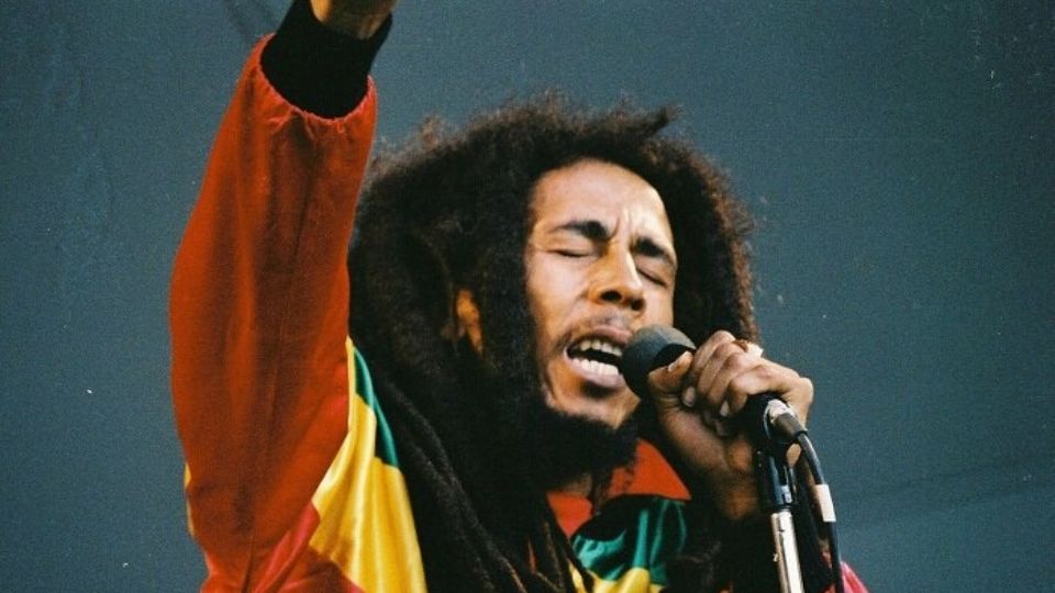 Al día de hoy, la discografía de Bob sigue vendiendo 250.000 copias cada año.