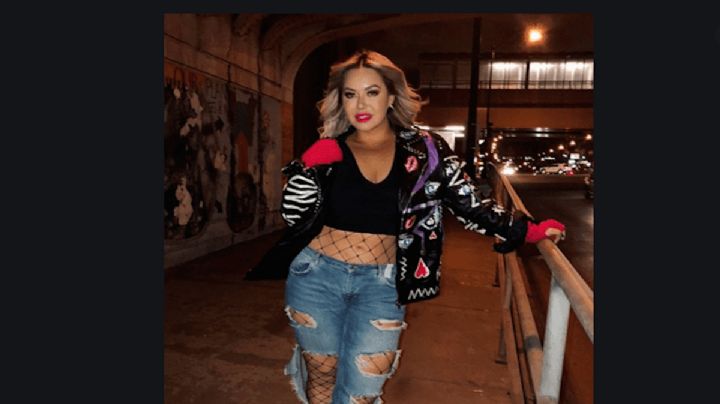 Chiquis Rivera se baja pantalón para enseñar mini cintura como “Shakira” (VIDEO)