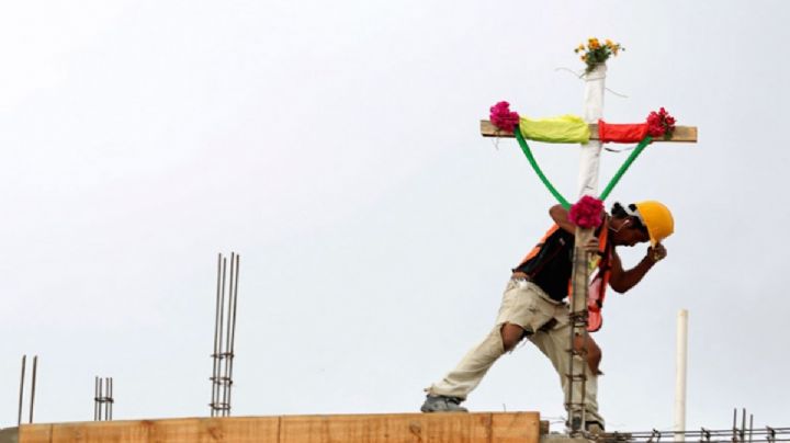 ¿Qué se celebra hoy 3 de mayo? Aquí te lo decimos