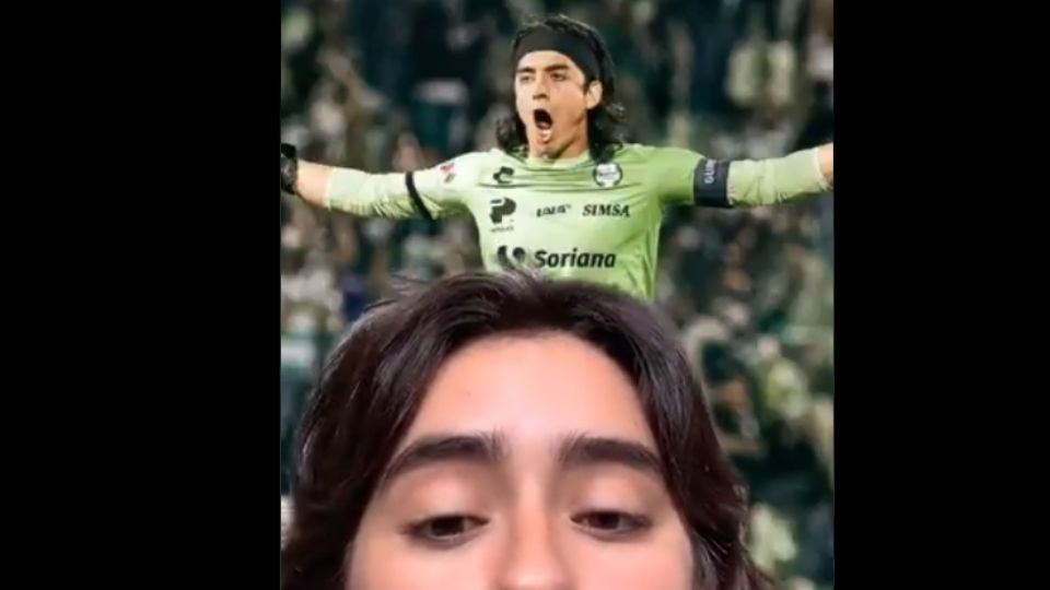 El parecido con el guardameta del Santos Laguna es impresionante.