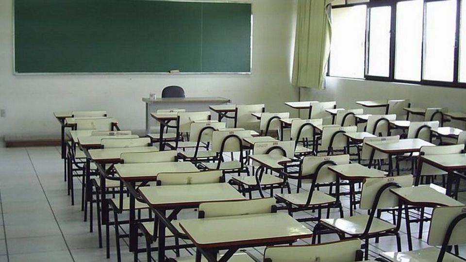 La escuela permanecerá cerrada por 14 días