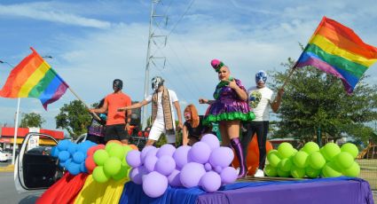 Alzan su bandera la comunidad LGBT+ en Nuevo Laredo