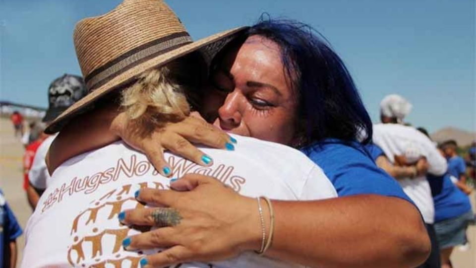 La ceremonia de reencuentro de familias separadas por la frontera fue muy emotivo