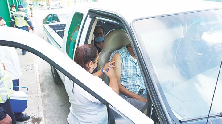Vacunación en Expomex ya no será en el vehículo