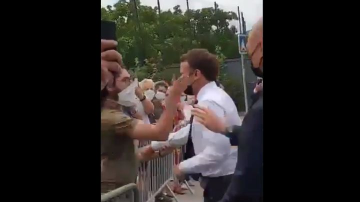 VIDEO: Dan cachetada a presidente de Francia previo a elecciones 2021