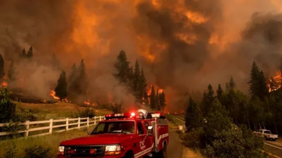 En Oregon, se han reportado al menos ocho incendios grandes