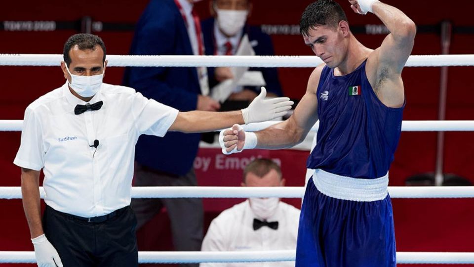 Rogelio Romero Torres representa a nuestro país en la categoría de pesos semipesados varonil.