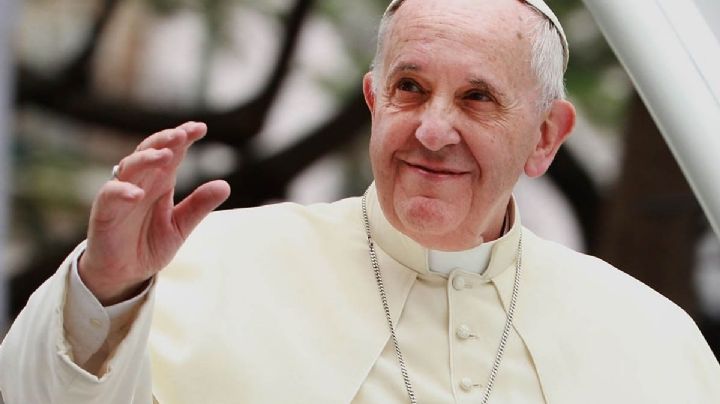 Papa Francisco es hospitalizado en Roma para ser operado