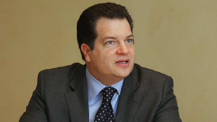 Miguel Alemán Magnani salió del país en enero; Migración emite alerta