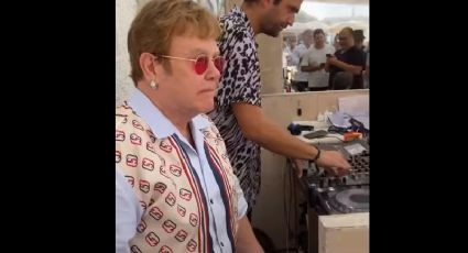 VIDEO: ¡Palomazo de Elton John! Así sorprendió a las personas en pleno restaurante