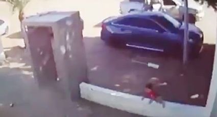 VIDEO: Niño de 3 años corre y se salva de morir en balacera