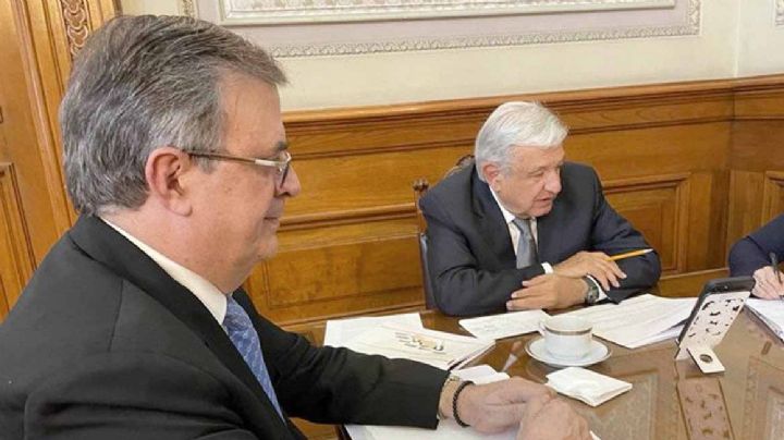 López Obrador y Kamala Harris sostienen conversación telefónica