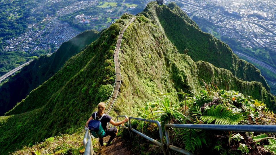 El sendero es visitado por miles de turistas al año, que se arriesgan a pagar elevadas multas por recorrerlo.