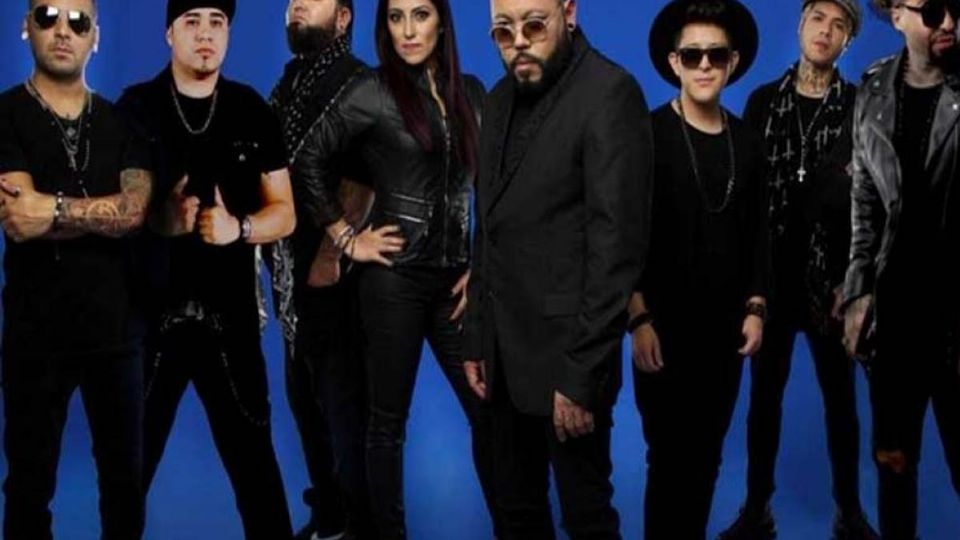 Tras anunciarse la muerte del músico, A.B. Quintanilla uso sus redes sociales para hablar sobre la dolorosa pérdida.