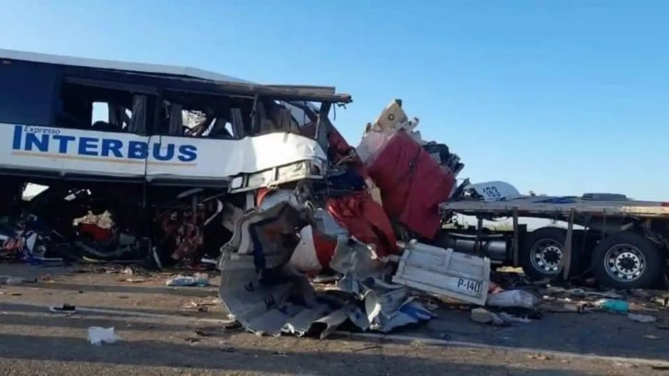 En Carretera a Sonora fallecen 16 personas y hay 22 heridos, seis de gravedad