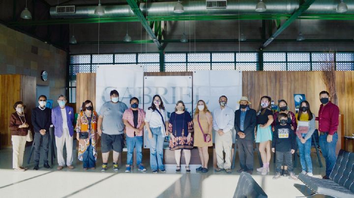 Neolaredenses participan en '100 Mil poetas por el cambio 2021'