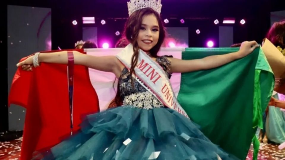 Renata Saraí González Loría es la reina de Mini Universo 2021