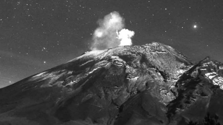 Volcán Popocatépetl registró 31 exhalaciones