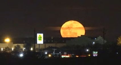 ¡Espectacular! Así se vio la luna en el cielo de los Dos Laredos este 18 de Enero VIDEO